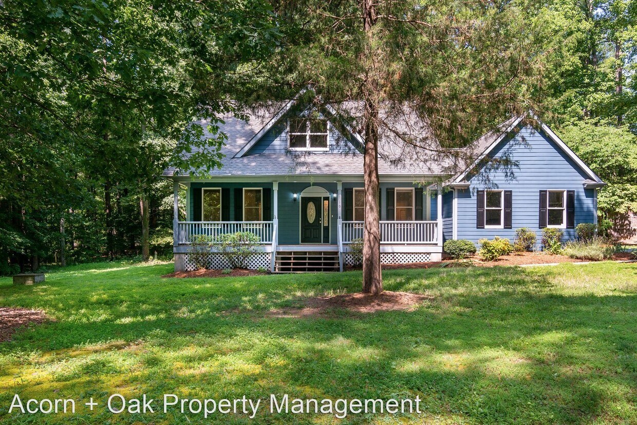 Primary Photo - 3 br, 2 bath House - 10 Sourwood