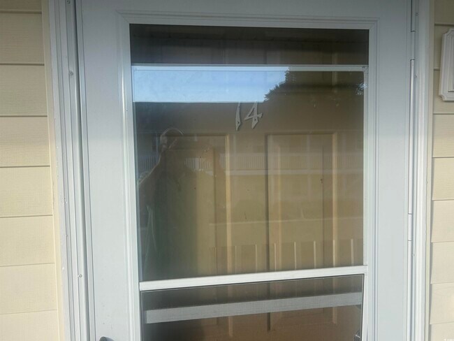 Foto del edificio - 4150 Horseshoe Rd N