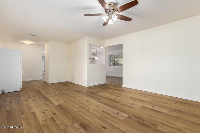 Foto del edificio - 1211 W Hayward Ave