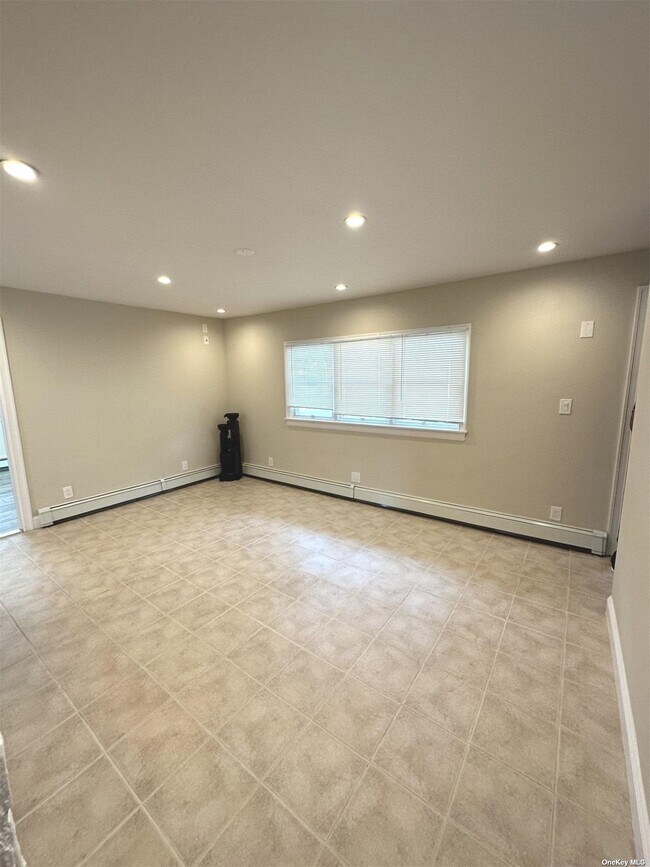 Foto del edificio - 16 Walnut Ln