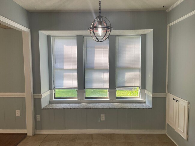 Foto del edificio - 3 Bed 2 Bath in Castlewoods! *MOVE IN SPEC...