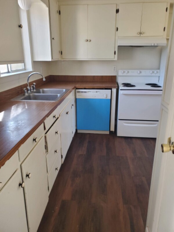 Building Photo - 52 Meadowlane Dr