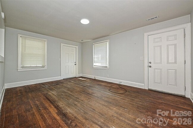 Building Photo - 415 Norris Ave
