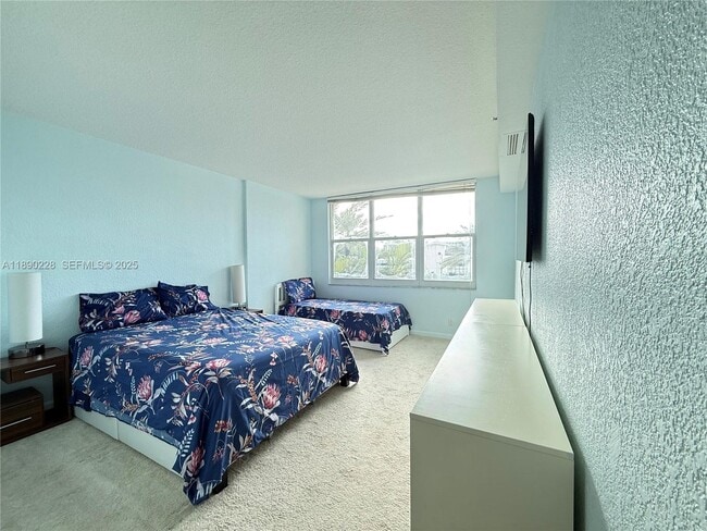 Foto del edificio - 2501 S Ocean Dr