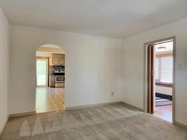 Foto del edificio - 125 Gerhart Ave