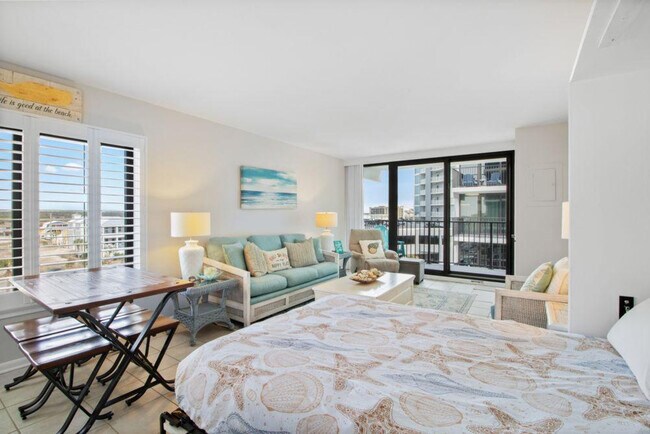 Foto del edificio - 427 E Beach Blvd