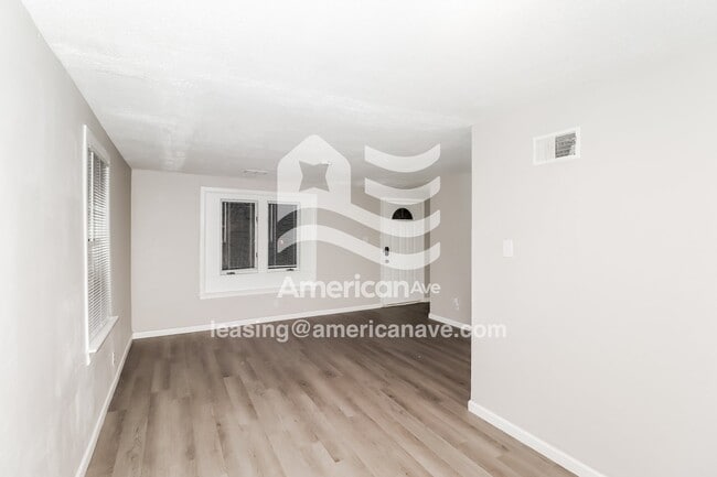 Building Photo - 1013 Roosevelt St