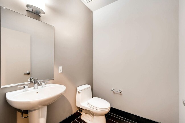 Building Photo - 1200 Steuart Street, Unit 713