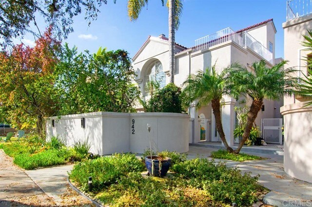 Primary Photo - 942 D Ave