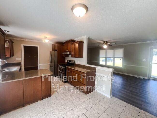 Foto del edificio - 150 Hickman Ct