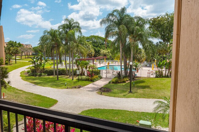 Foto del edificio - 2255 Lindell Blvd