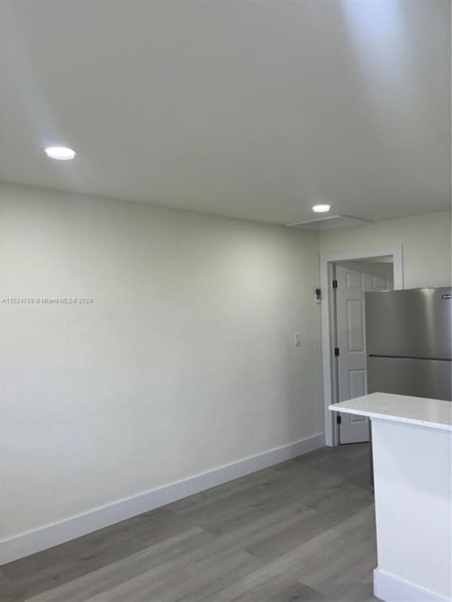 Foto del edificio - 6016 NW 24th Ave