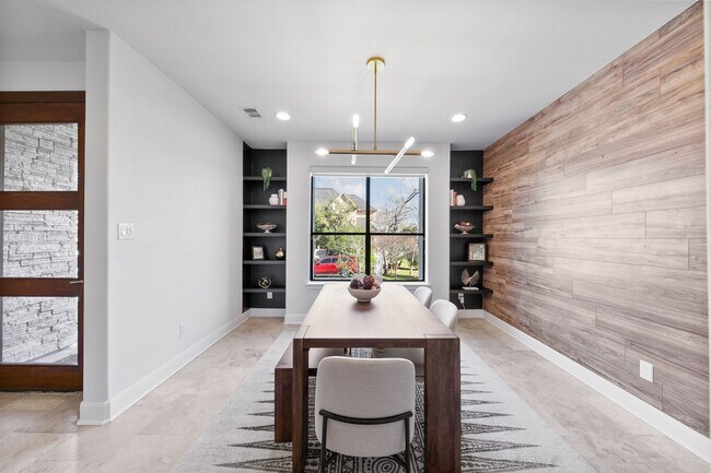 Foto del edificio - 4301 Vivian St