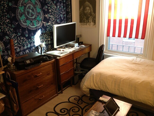 Foto del edificio - 272 Newbury St