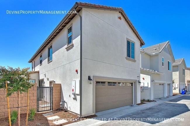 Building Photo - 7030 Aloe Ln