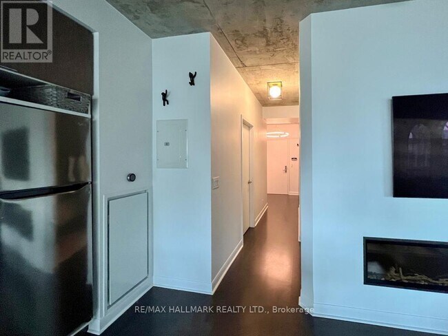 Photo du bâtiment - 478-1478 King St W
