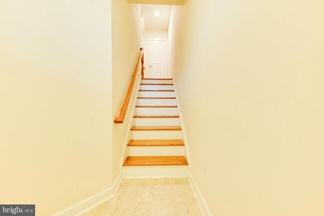 Foto del edificio - 5255 Stream Bank Ln