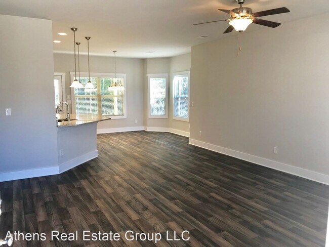 Building Photo - 3 br, 2 bath House - 540 Park West Boulevard