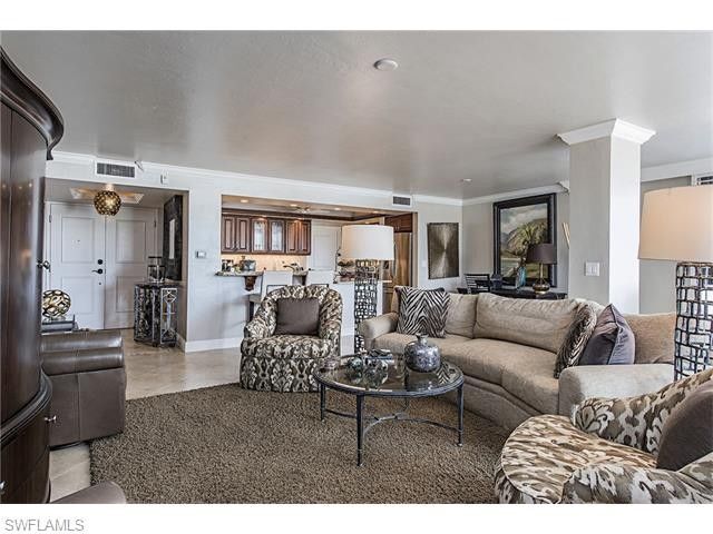 Livingroom - 3115 Gulf Shore Blvd N