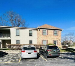Building Photo - 1700 Fayette Walk
