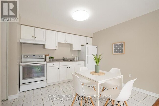 Building Photo - 1 Testa Rd