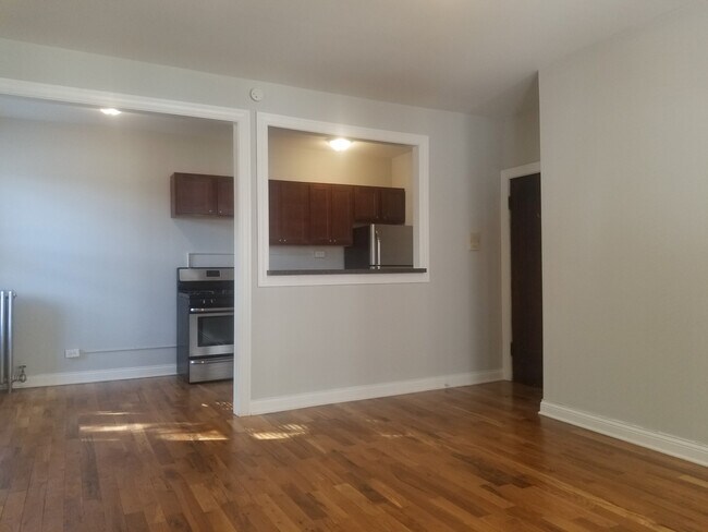 Foto del edificio - 4631 N Paulina St