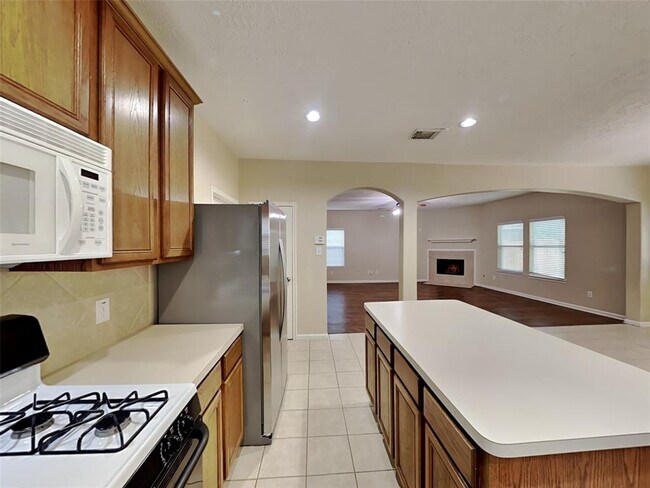 Foto del edificio - 2330 Colonial Springs Ln