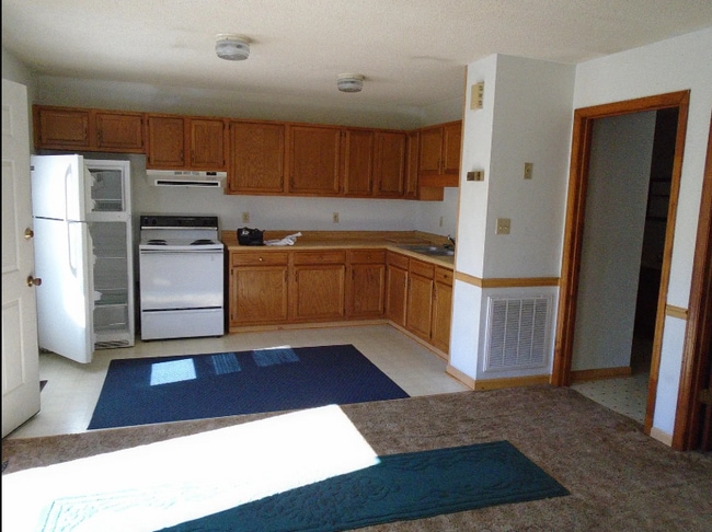 Building Photo - 118 Riley Dr
