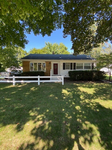 Foto principal - 1553 Linden St