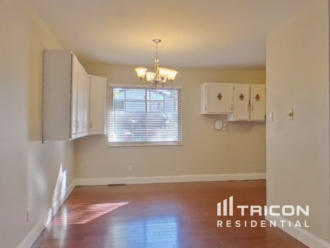 Building Photo - 3134 S Richfield St