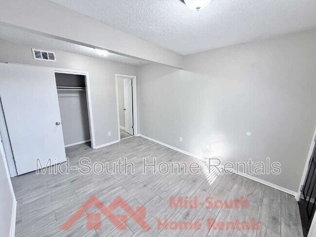 Foto del edificio - 139 N Claybrook St