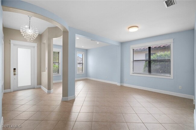 Building Photo - 12129 Country Day Cir