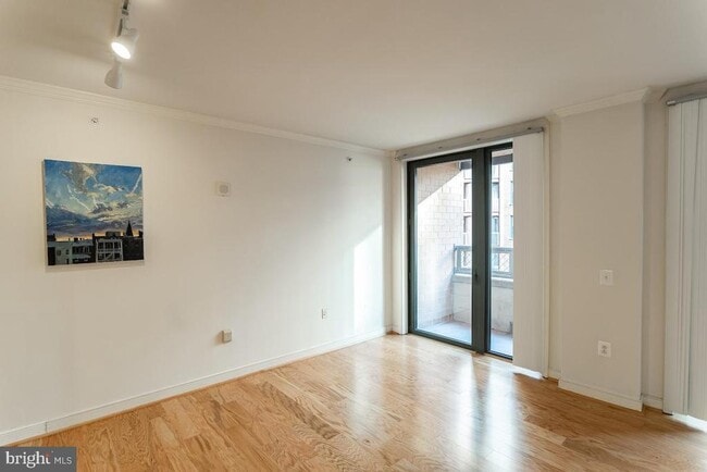 Foto del edificio - 616 E St NW