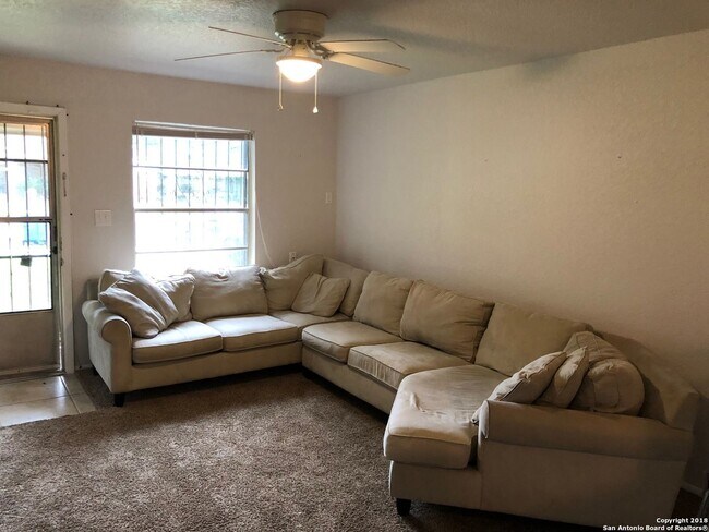 Foto del edificio - 5619 Brookhill St
