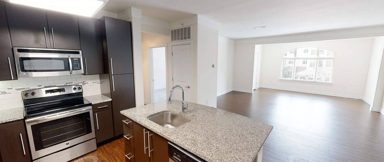 Photo - Vanguard Crossing Apartments