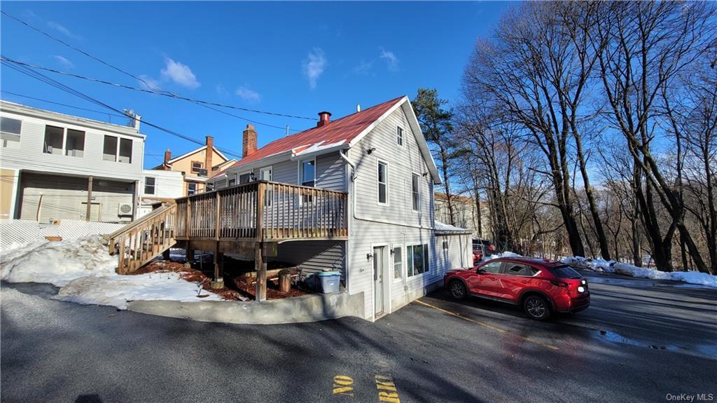 4 Milton Ave Unit 2 (Rear Bldg), Highland, NY 12528 Room for Rent in