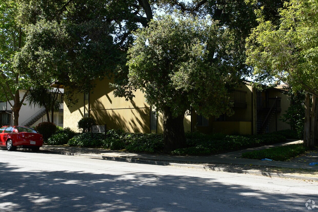 Building Photo - Mills Oaks Apartments