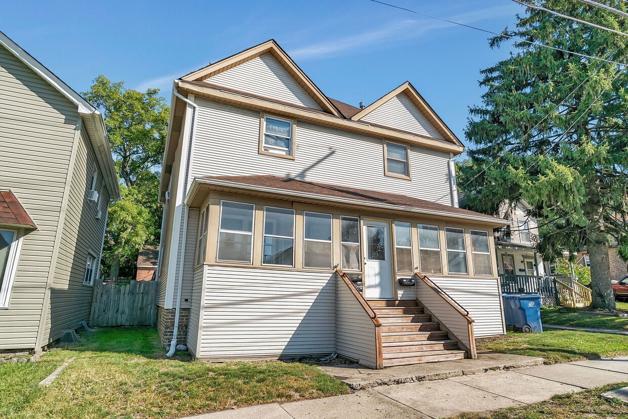 Primary Photo - 2638-2640 Vermont St