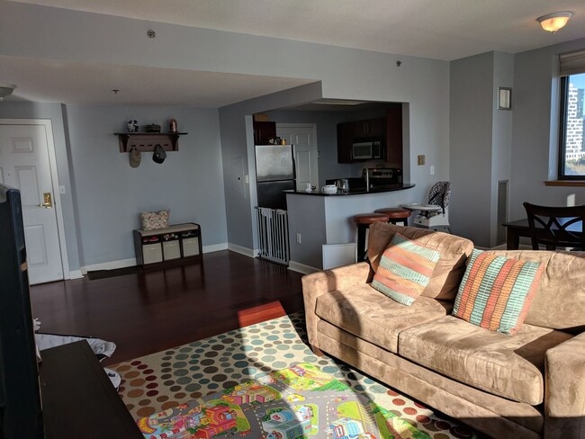 Foto del edificio - Cambridge 2 BR 2 BA elevator building with parking for Feb 2nd