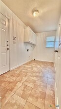 Building Photo - 2107 Gail Dr