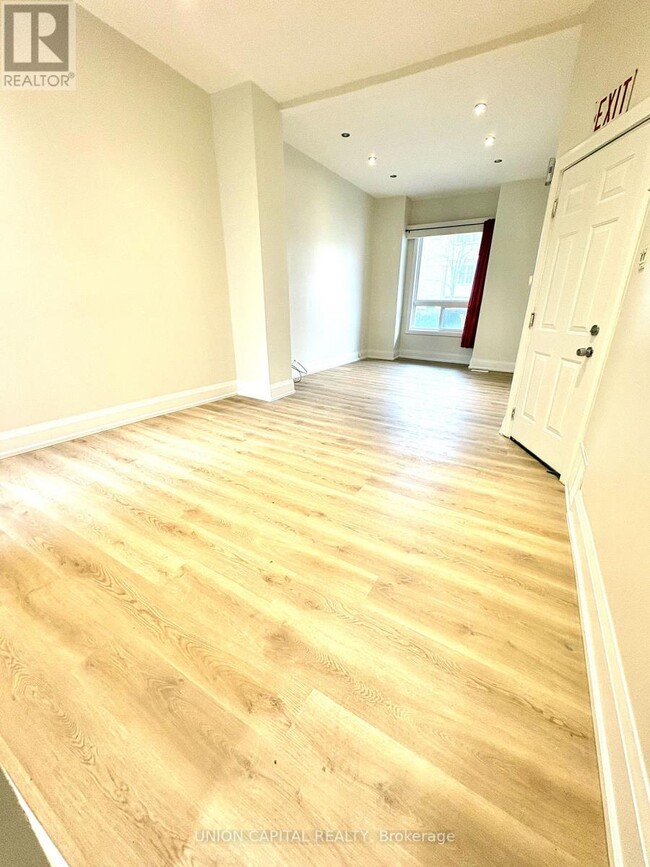 Building Photo - 16 Symington Ave