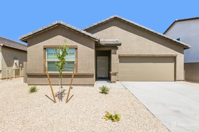 Building Photo - 4564 W Saddlebush Way