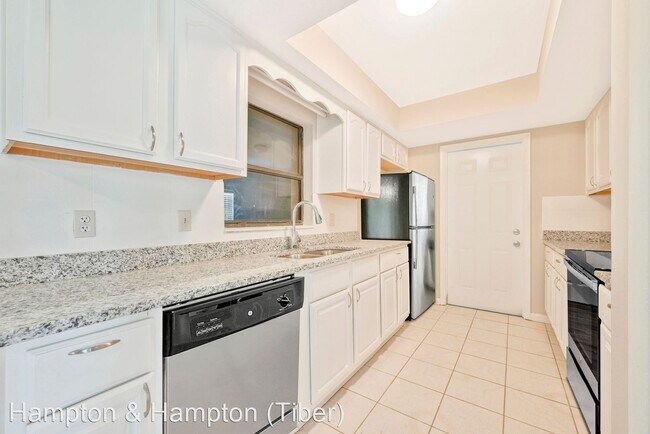 Building Photo - 5 br, 2 bath House - 5639 OAK HILL MANOR D...