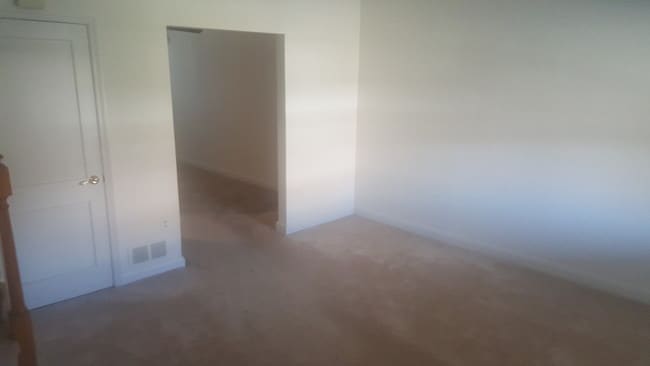 Bedroom - 142 Riverthorn Rd