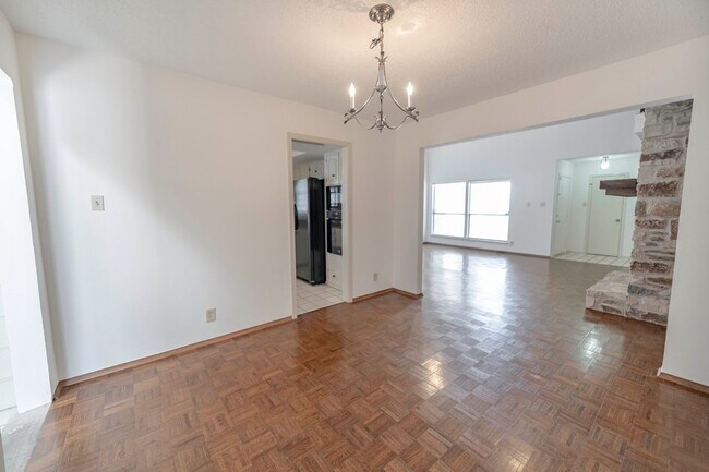 Foto del edificio - Charming Condo with Golf Course Views in O...