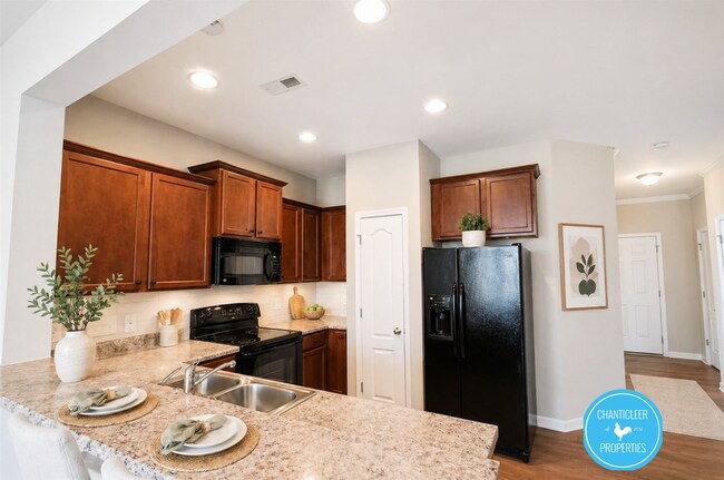 Foto del edificio - 2219 Sunny Cove Dr