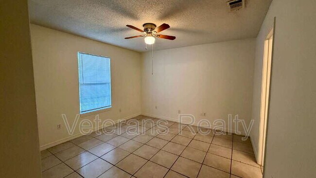 Foto del edificio - 6323 Fred Allen Rd