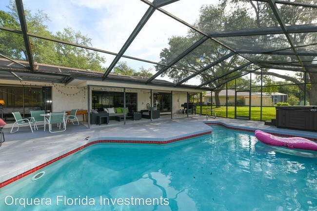 Building Photo - 3 br, 3 bath House - 5712 Timber Lake Circle