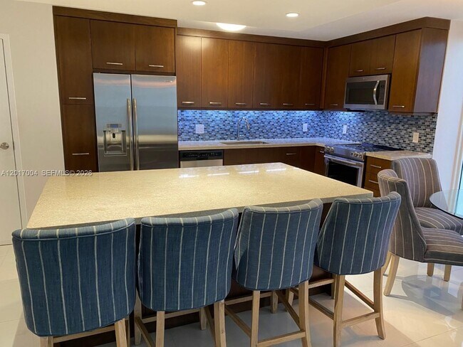 Foto del edificio - 881 Ocean Dr