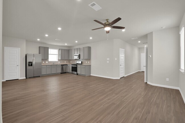 Building Photo - 13244 Musky Dr